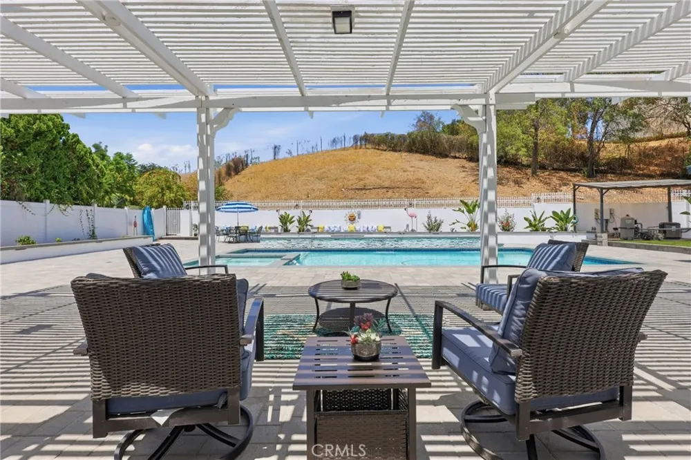 573 Jalapa Covina, CA 91724