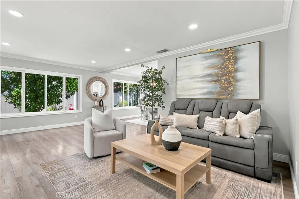 573 Jalapa Covina, CA 91724