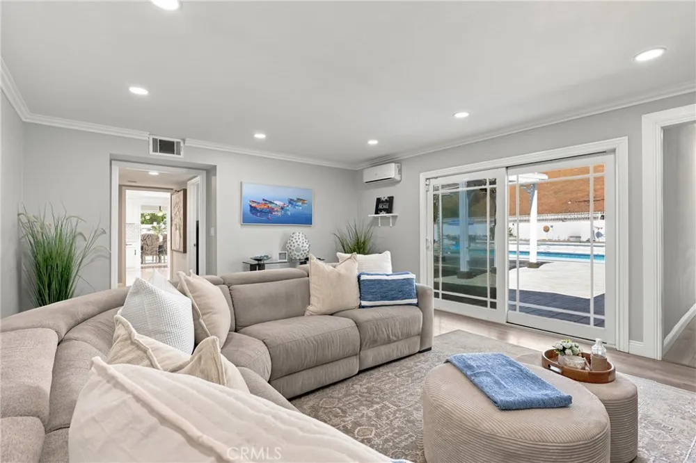 573 Jalapa Covina, CA 91724