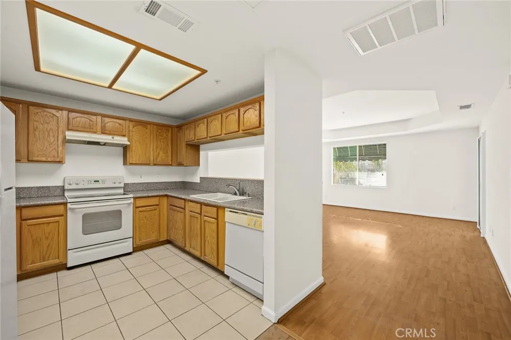 208 Lincoln Avenue #303 Monterey Park, CA 91755