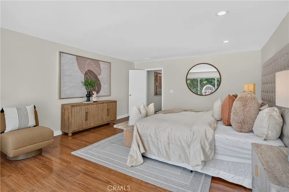 275 Arbolada Dr Arcadia, CA 91006