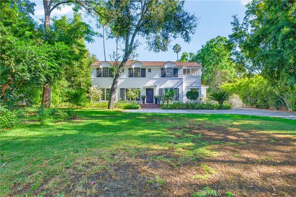 275 Arbolada Dr Arcadia, CA 91006