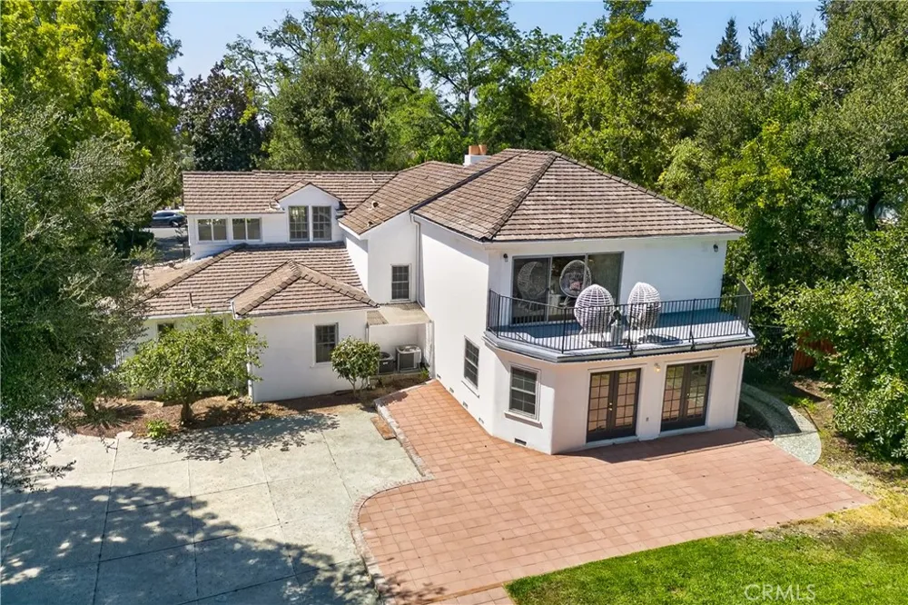 275 Arbolada Dr Arcadia, CA 91006