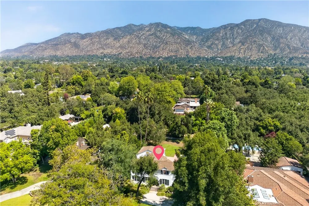 275 Arbolada Dr Arcadia, CA 91006