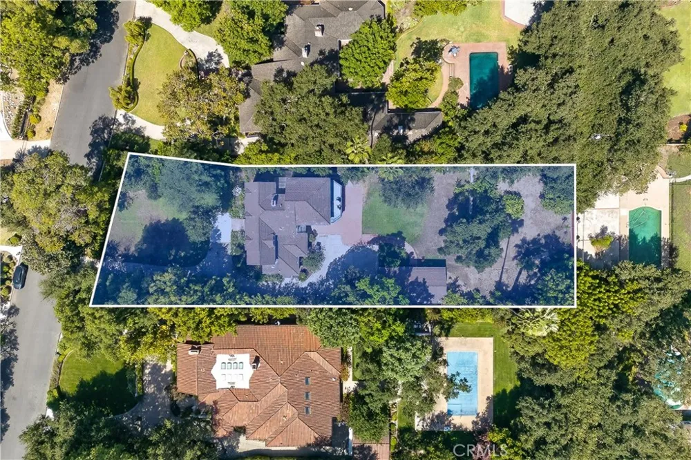 275 Arbolada Dr Arcadia, CA 91006
