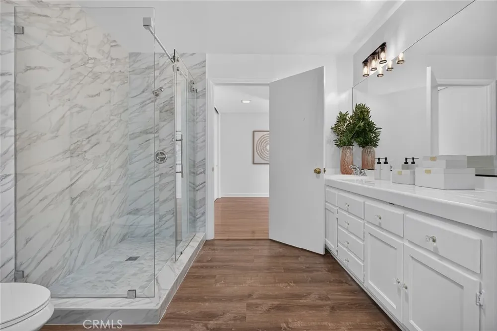 275 Arbolada Dr Arcadia, CA 91006