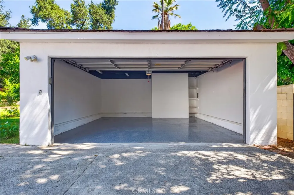 275 Arbolada Dr Arcadia, CA 91006