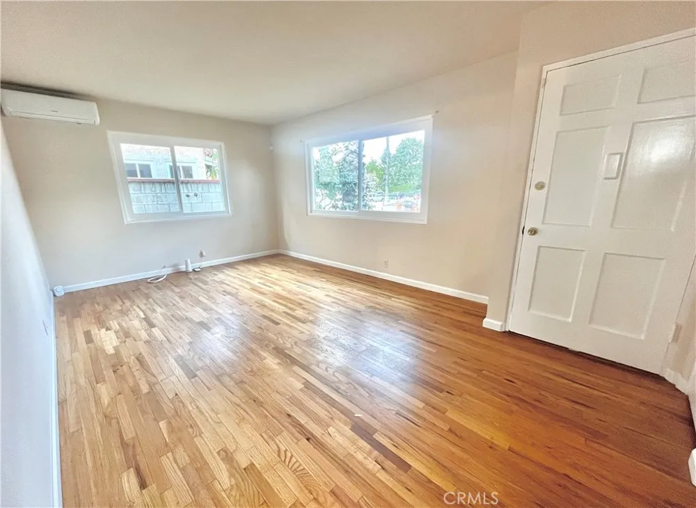 936 E Sandra Arcadia, CA 91006