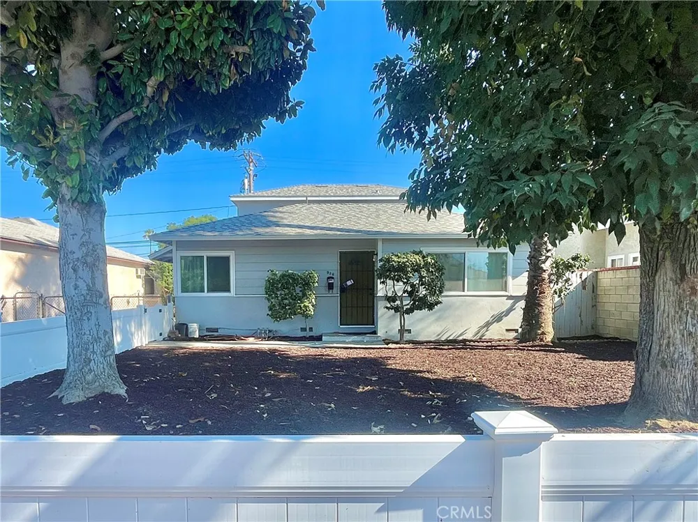 936 E Sandra Arcadia, CA 91006