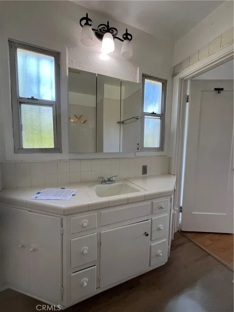 1171 Huntington Drive South Pasadena, CA 91030