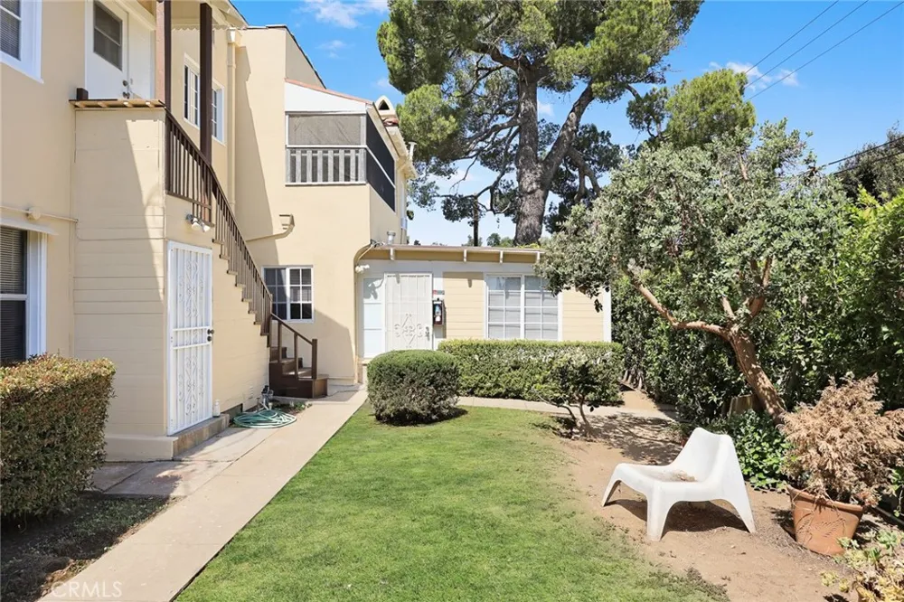 1171 Huntington Drive South Pasadena, CA 91030