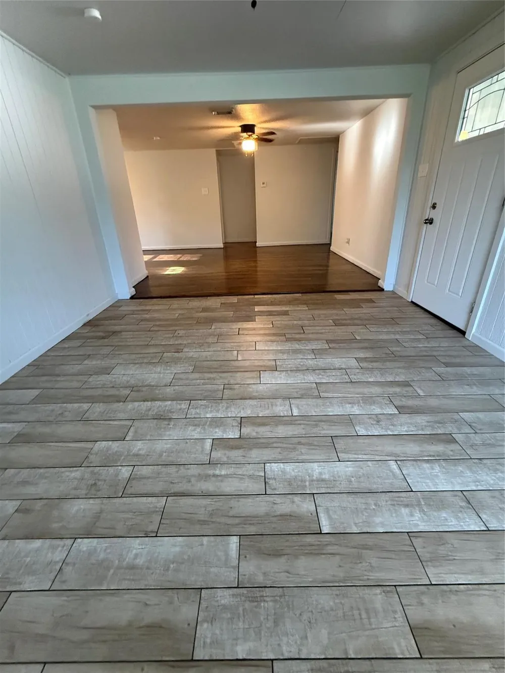 720 Austin Street Clute, TX 77531