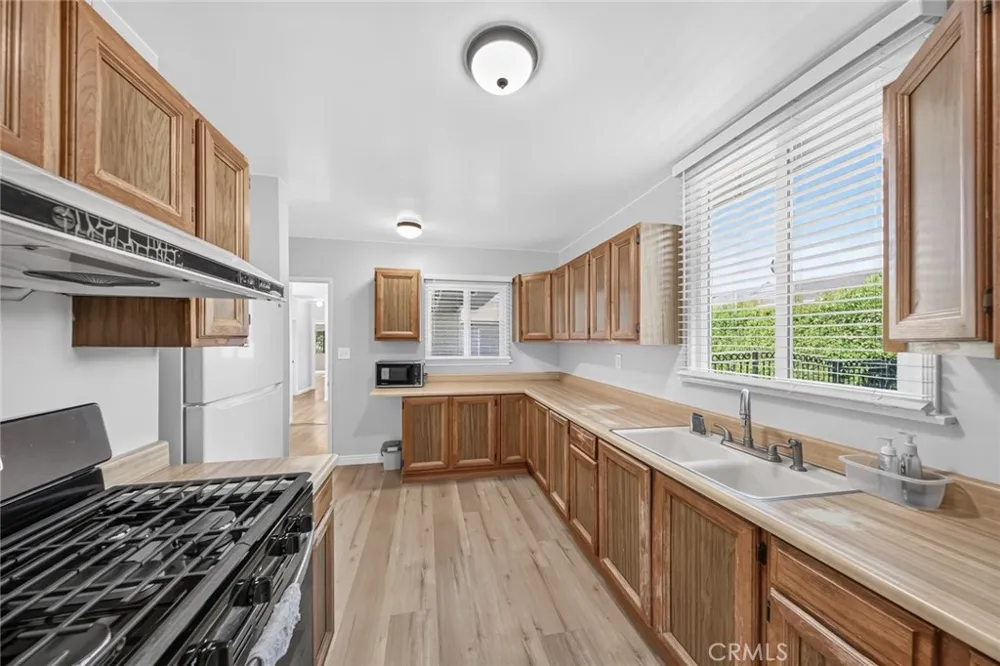 3227 E Del Mar Pasadena, CA 91107