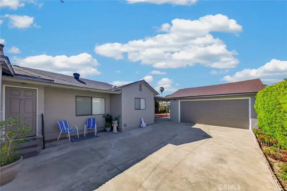 3227 E Del Mar Pasadena, CA 91107