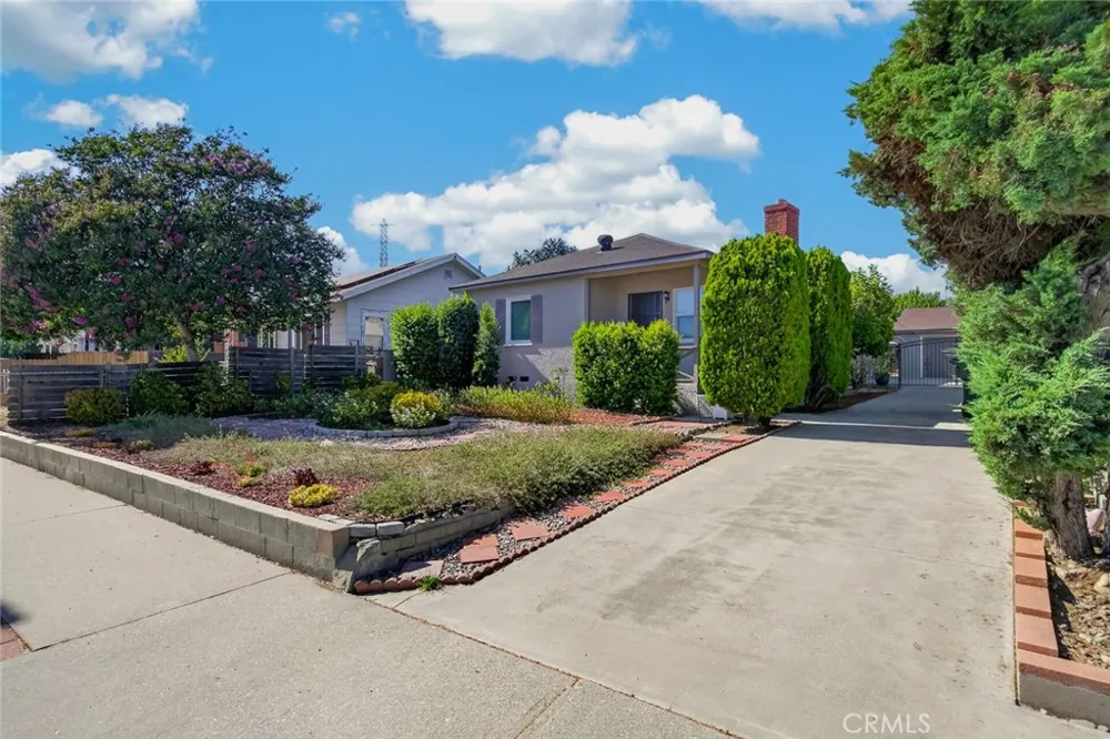 3227 E Del Mar Pasadena, CA 91107