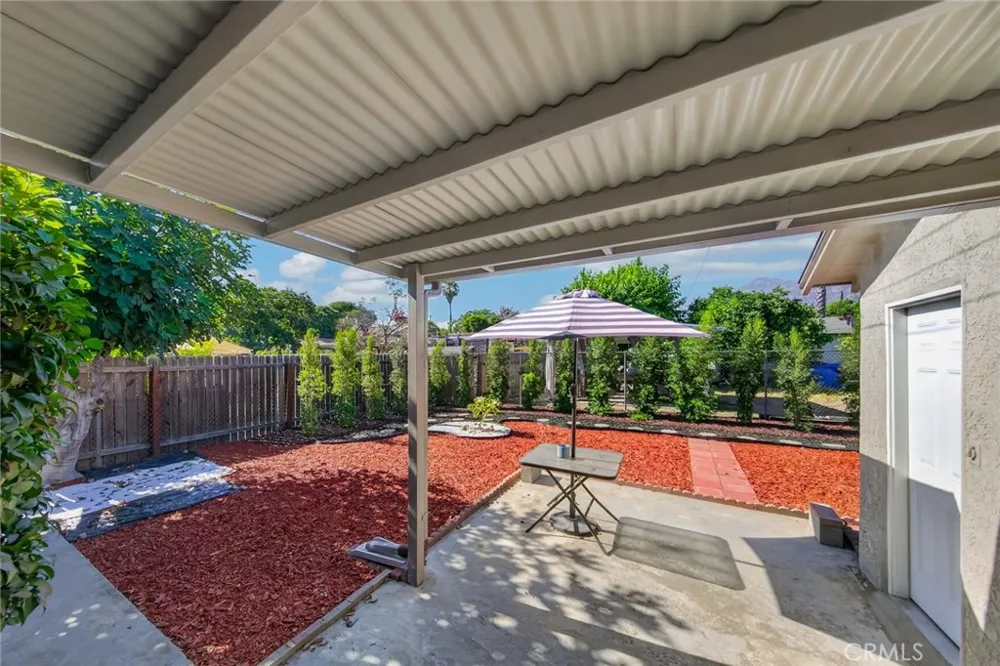 3227 E Del Mar Pasadena, CA 91107