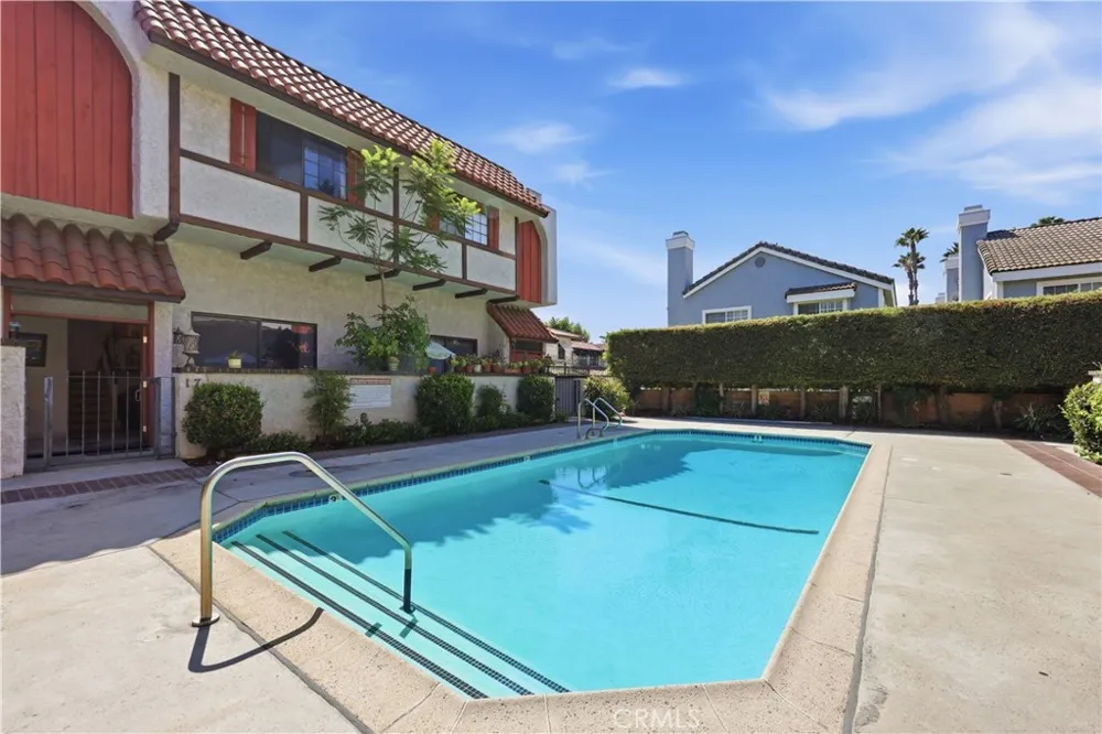 2450 E Del Mar Blvd #17 Pasadena, CA 91107