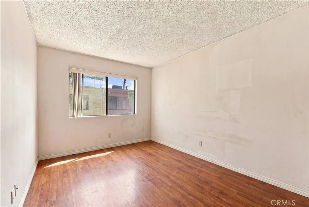 2450 E Del Mar Blvd #17 Pasadena, CA 91107