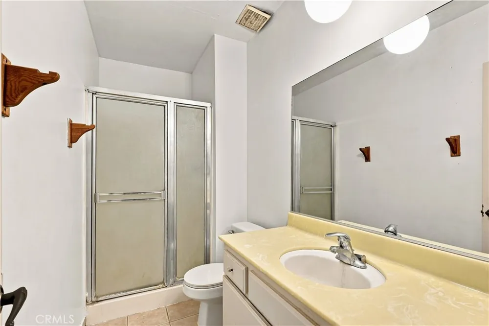 2450 E Del Mar Blvd #17 Pasadena, CA 91107