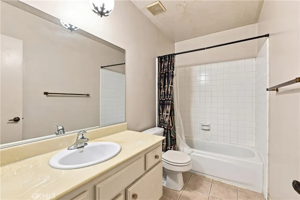 2450 E Del Mar Blvd #17 Pasadena, CA 91107