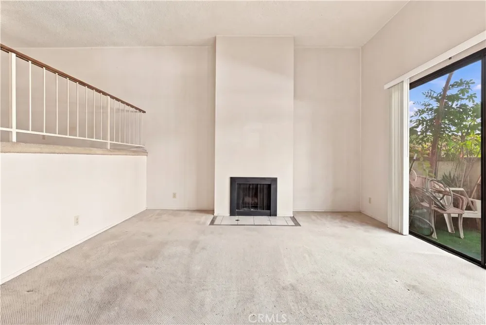 2450 E Del Mar Blvd #17 Pasadena, CA 91107