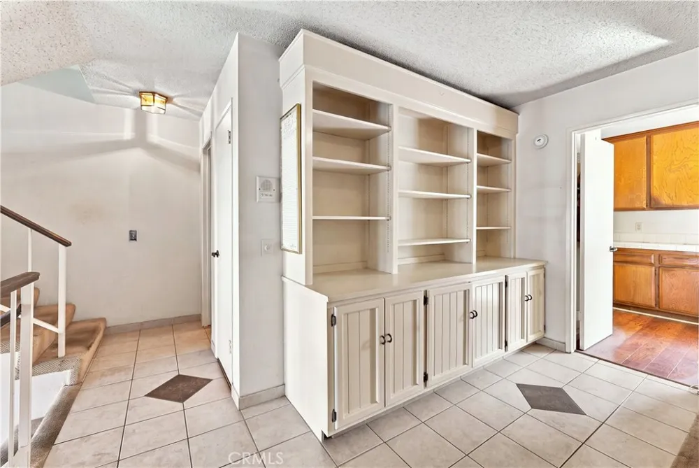 2450 E Del Mar Blvd #17 Pasadena, CA 91107