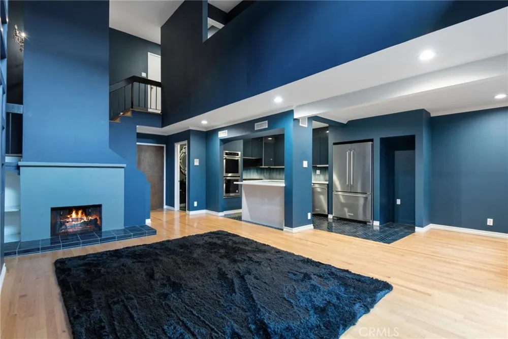 4425 Whitsett Avenue #210 Studio City, CA 91604