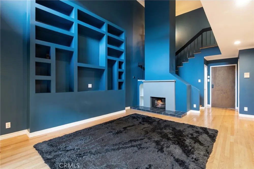 4425 Whitsett Avenue #210 Studio City, CA 91604