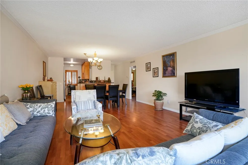 1935 Alpha Road #230 Glendale, CA 91208