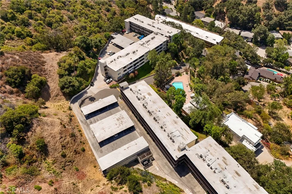 1935 Alpha Road #230 Glendale, CA 91208