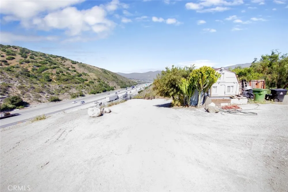 10200 Willow Springs Lane Sunland, CA 91040