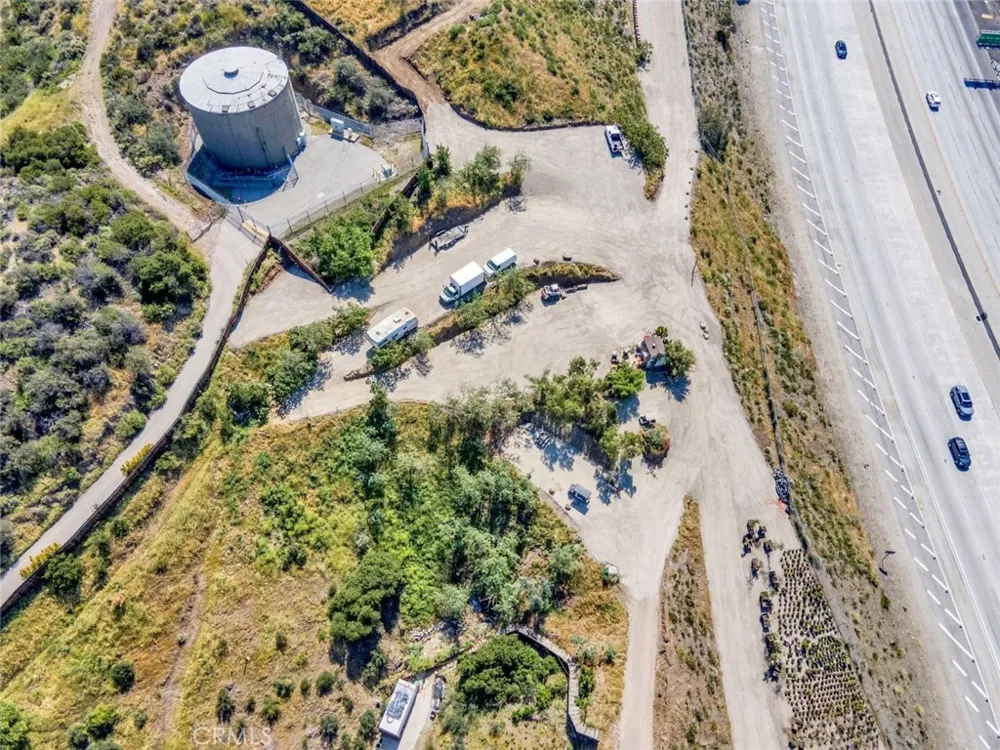 10200 Willow Springs Lane Sunland, CA 91040