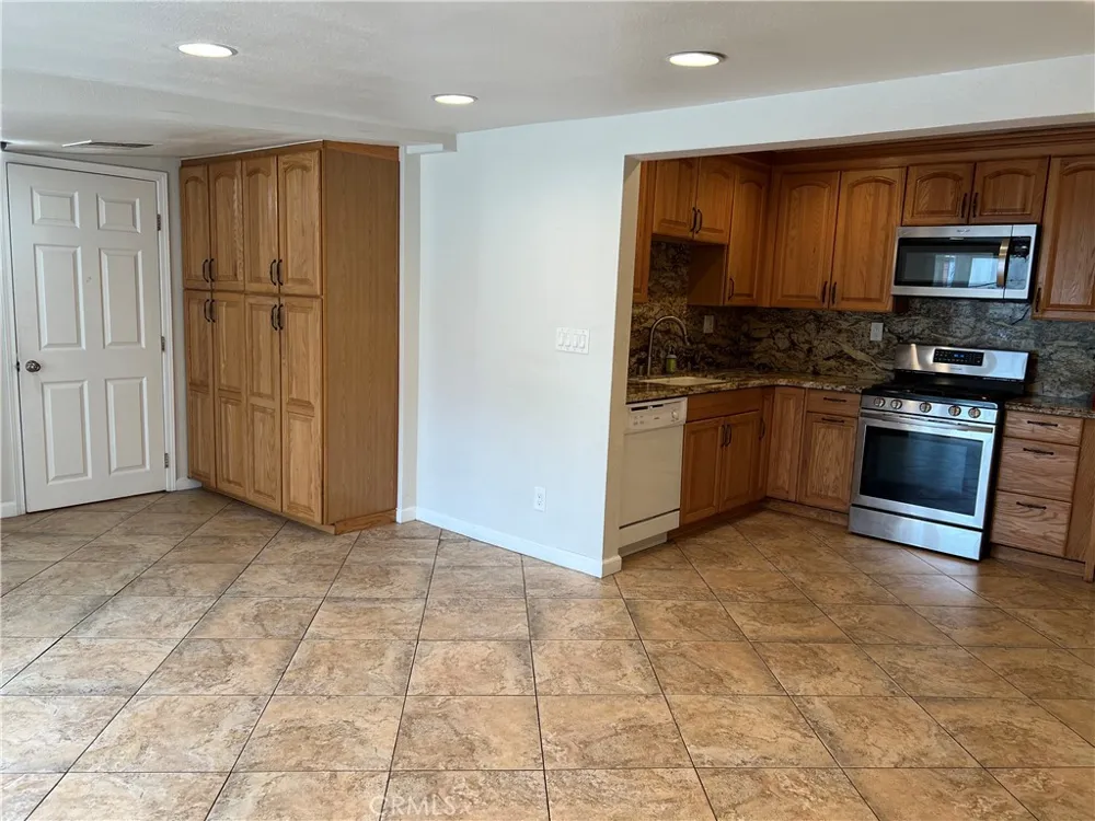 12752 Lemay North Hollywood, CA 91606
