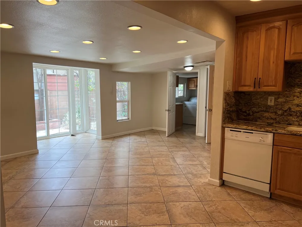 12752 Lemay North Hollywood, CA 91606