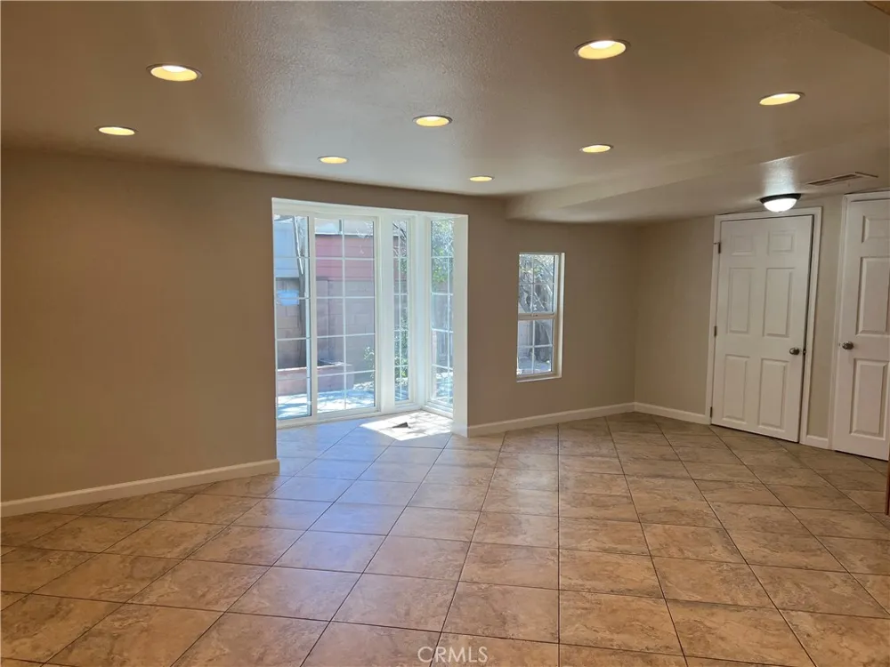 12752 Lemay North Hollywood, CA 91606