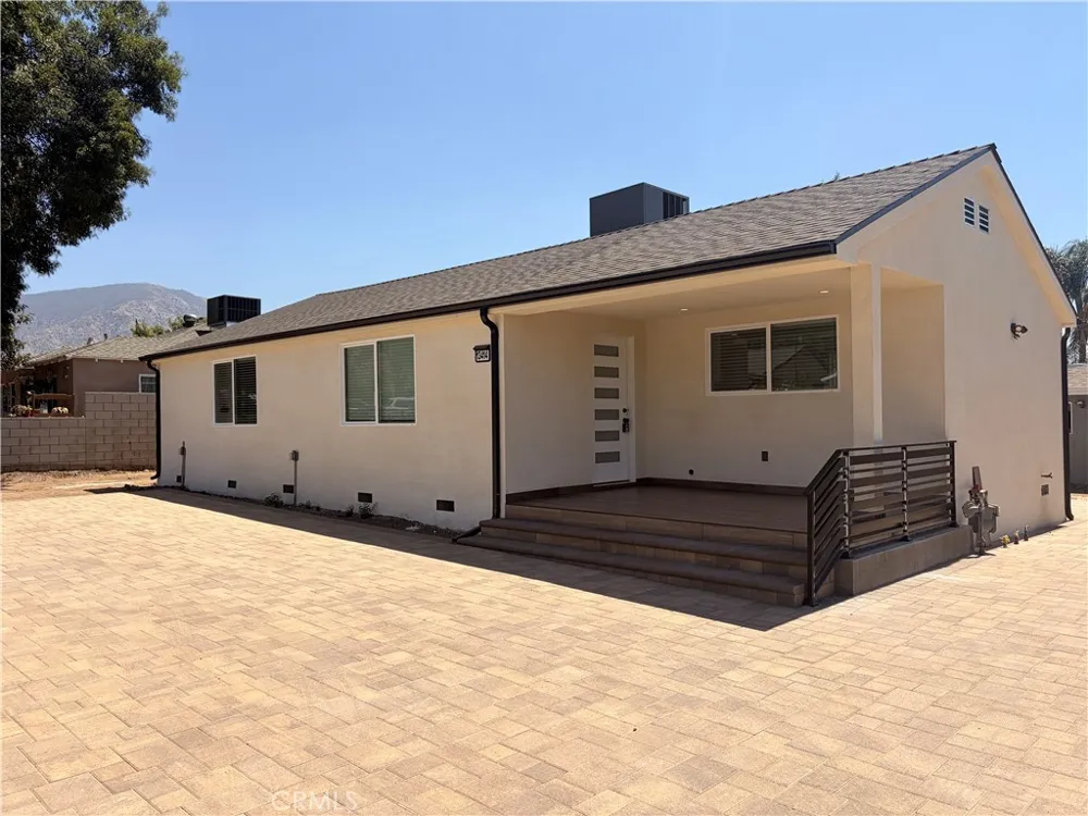 13414 Herron Los Angeles, CA 91342