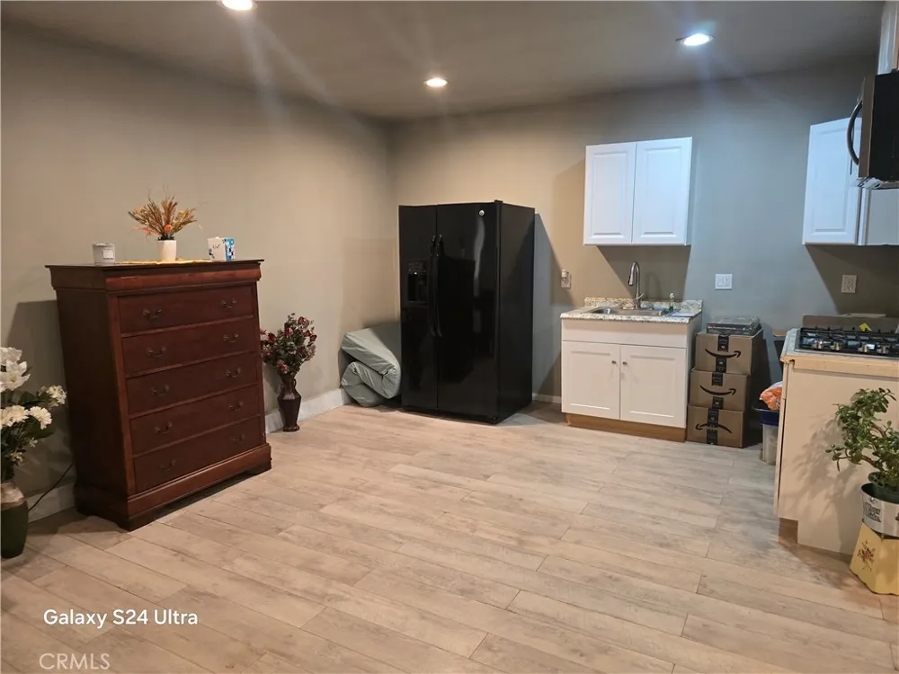 11507 SWINTON AVENUE Granada Hills, CA 91344