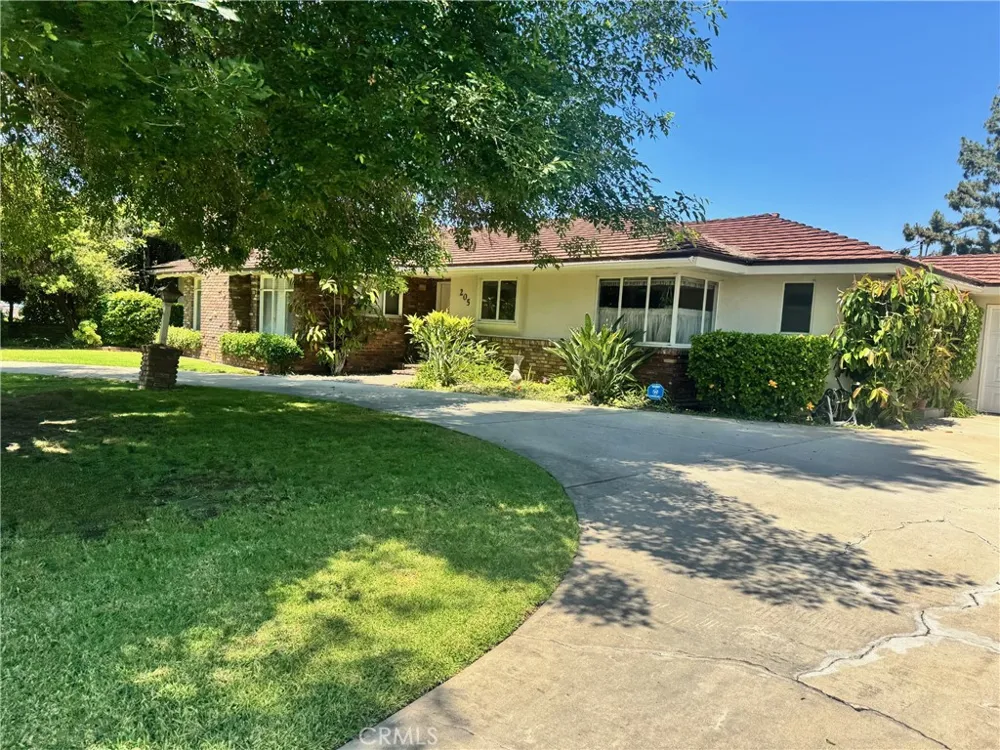 205 W Longden Arcadia, CA 91007