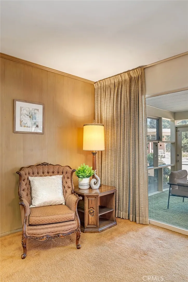 205 W Longden Arcadia, CA 91007