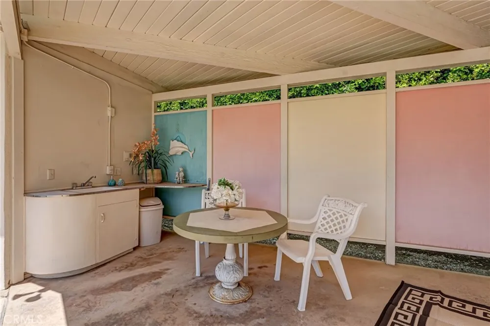 205 W Longden Arcadia, CA 91007