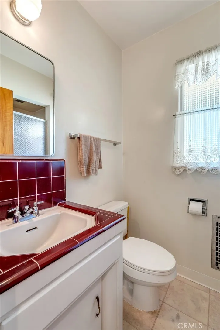 205 W Longden Arcadia, CA 91007