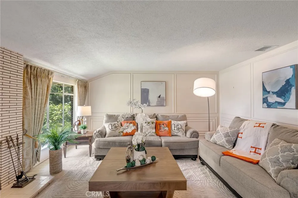 205 W Longden Arcadia, CA 91007