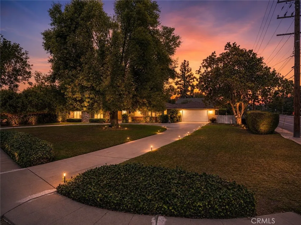 205 W Longden Arcadia, CA 91007