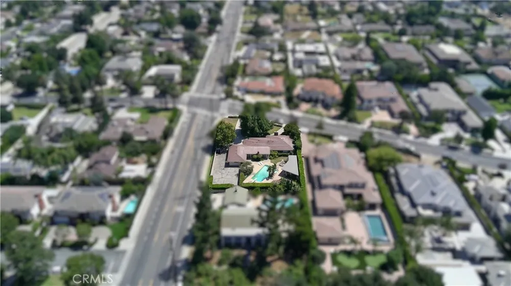 205 W Longden Arcadia, CA 91007