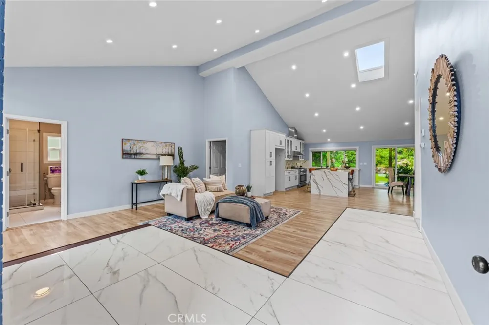 23930 Sapphire Canyon Diamond Bar, CA 91765
