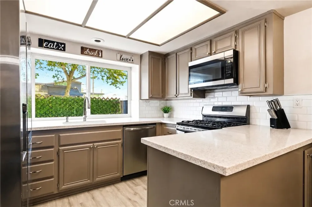 860 Carlton Privado Ontario, CA 91762