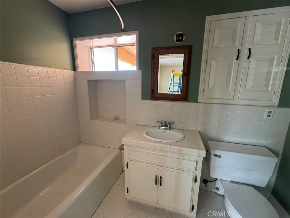 21015 Cantel Walnut, CA 91789
