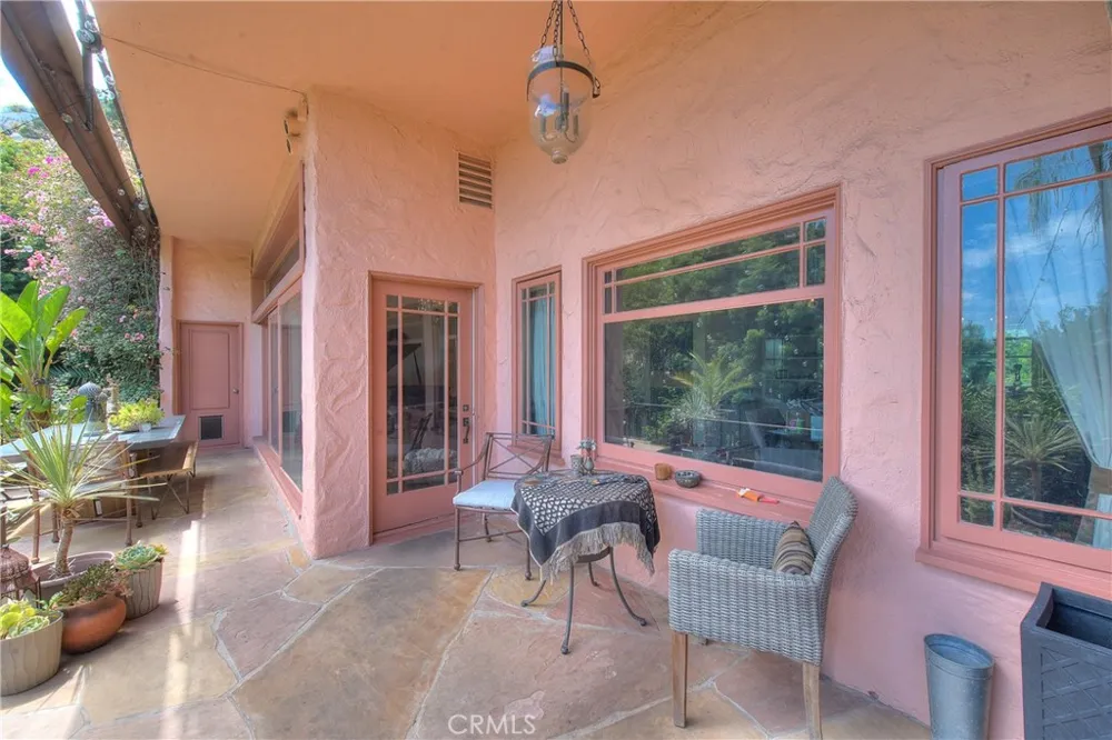 1641 Crescent Heights Los Angeles, CA 90069
