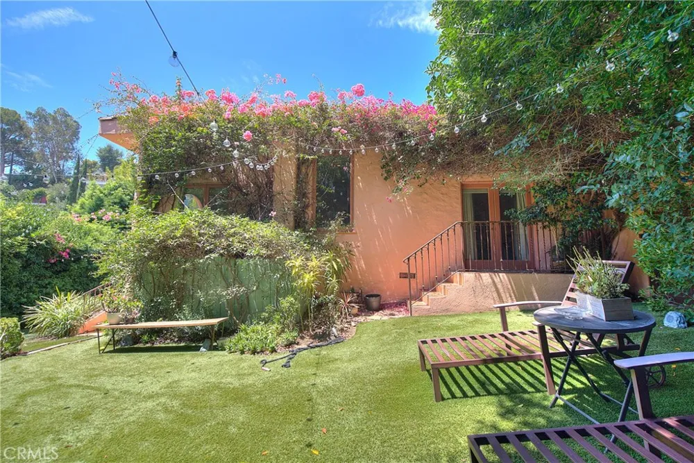 1641 Crescent Heights Los Angeles, CA 90069