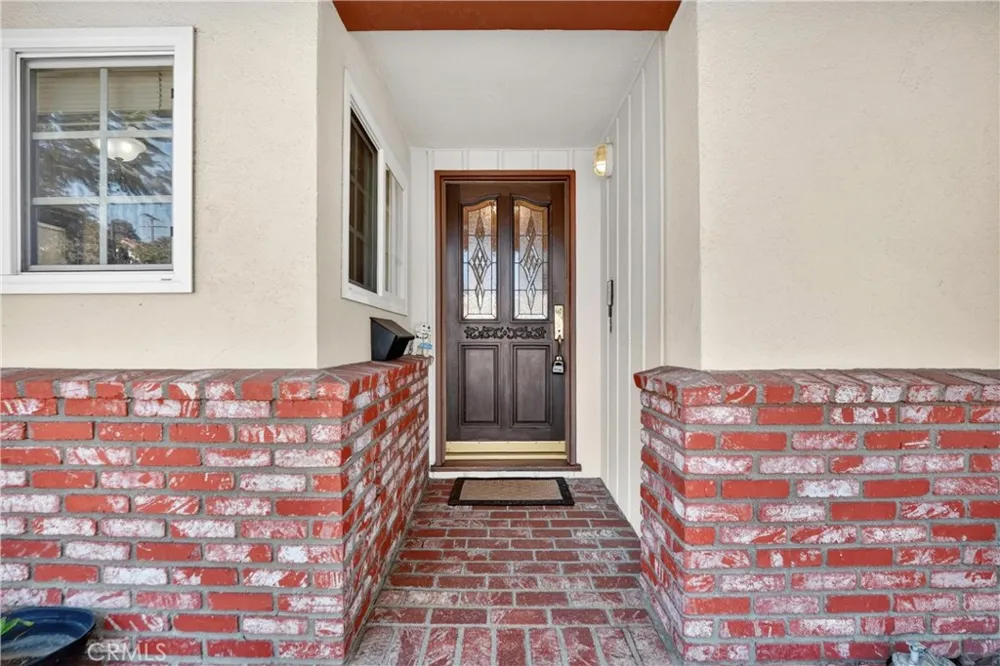 742 Irving Burbank, CA 91504